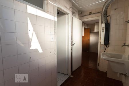 Apartamento à venda com 100m², 3 quartos e 2 vagas Apartamento à venda com 100m², 3 quartos e 2 vagasÁrea de Serviço