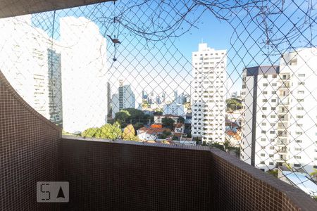 Apartamento à venda com 100m², 3 quartos e 2 vagas Apartamento à venda com 100m², 3 quartos e 2 vagasQuarto 2 - Varanda