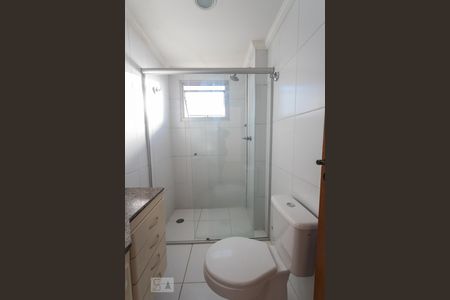 Apartamento à venda com 100m², 3 quartos e 2 vagas Apartamento à venda com 100m², 3 quartos e 2 vagasBanheiro da Suíte