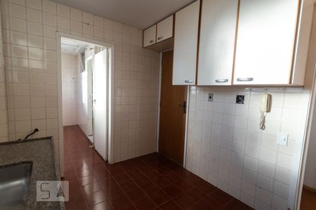 Apartamento à venda com 100m², 3 quartos e 2 vagas Apartamento à venda com 100m², 3 quartos e 2 vagasCozinha