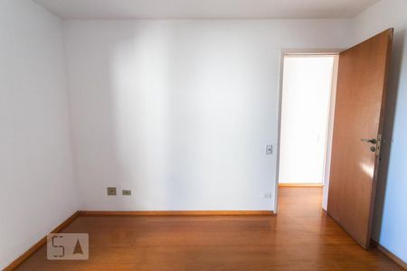 Apartamento à venda com 100m², 3 quartos e 2 vagas Apartamento à venda com 100m², 3 quartos e 2 vagasQuarto 2