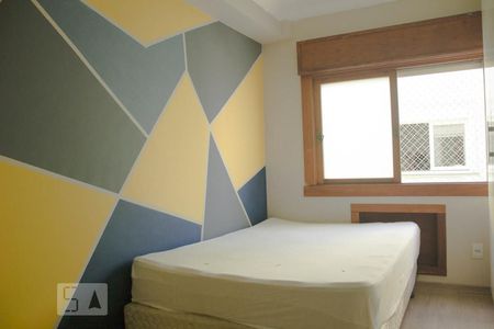 Quarto 1 de apartamento à venda com 3 quartos, 80m² em Centro, São Leopoldo
