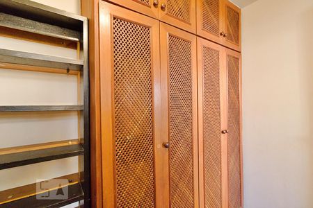 Apartamento à venda com 300m², 4 quartos e 3 vagasQuarto de Serviço