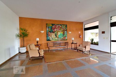 Apartamento à venda com 300m², 4 quartos e 3 vagasHall social