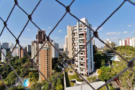 Apartamento à venda com 300m², 4 quartos e 3 vagasVista da Suíte-Americana Quarto 2