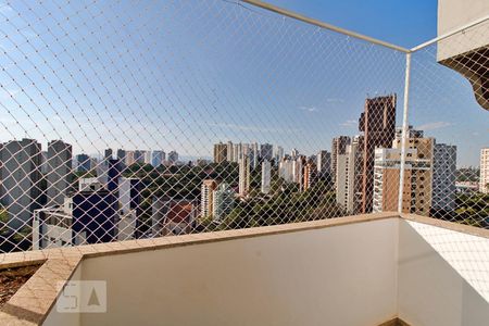 Apartamento à venda com 300m², 4 quartos e 3 vagasVaranda da Suíte 1