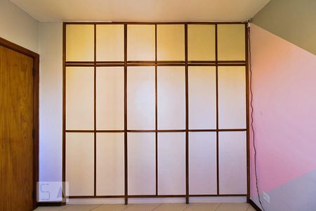 Apartamento à venda com 300m², 4 quartos e 3 vagasSuíte-Americana Quarto 2