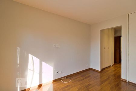 Apartamento à venda com 300m², 4 quartos e 3 vagasSuíte 1