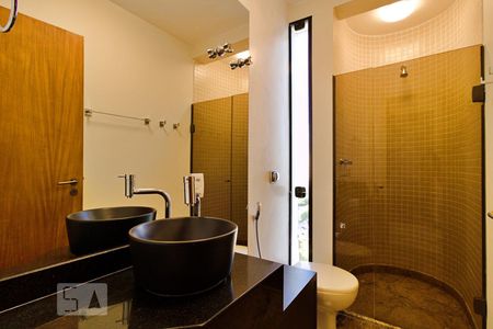 Apartamento à venda com 300m², 4 quartos e 3 vagasBanheiro da Suíte-Americana 