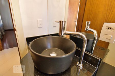 Apartamento à venda com 300m², 4 quartos e 3 vagasBanheiro da Suíte-Americana 