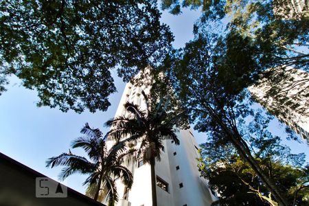 Apartamento à venda com 300m², 4 quartos e 3 vagasFachada