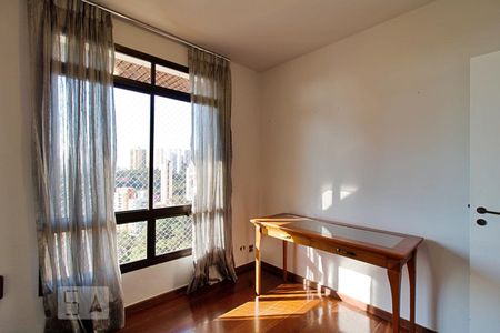 Apartamento à venda com 300m², 4 quartos e 3 vagasEscritório