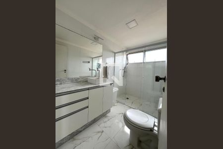 Apartamento à venda com 88m², 3 quartos e 1 vaga Apartamento à venda com 88m², 3 quartos e 1 vagaBanheiro Corredor