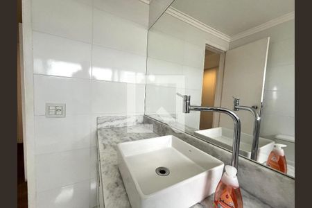 Apartamento à venda com 88m², 3 quartos e 1 vaga Apartamento à venda com 88m², 3 quartos e 1 vagaBanheiro Corredor