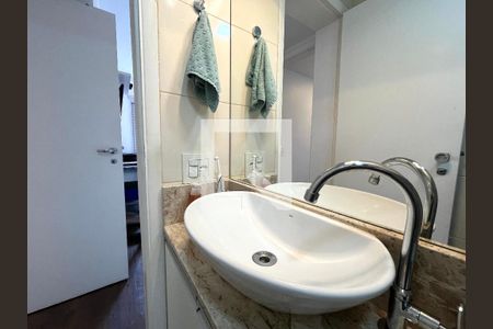 Apartamento à venda com 88m², 3 quartos e 1 vaga Apartamento à venda com 88m², 3 quartos e 1 vagaBanheiro da Suíte