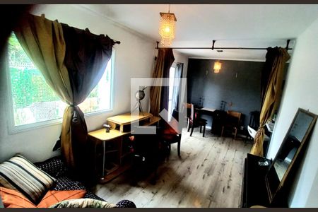 Sala de apartamento para alugar com 2 quartos, 140m² em Humaitá, Porto Alegre