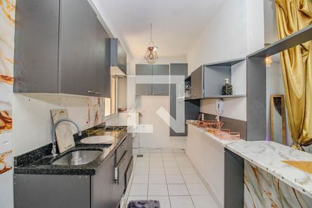 Cozinha e Área de Serviço de apartamento para alugar com 2 quartos, 140m² em Humaitá, Porto Alegre