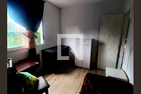 Quarto de apartamento para alugar com 2 quartos, 140m² em Humaitá, Porto Alegre