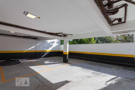 Studio para alugar com 20m², 1 quarto e 1 vaga Studio para alugar com 20m², 1 quarto e 1 vagaGaragem