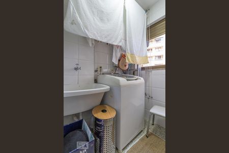 Apartamento à venda com 102m², 4 quartos e 2 vagasLavanderia