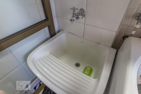 Apartamento à venda com 102m², 4 quartos e 2 vagasLavanderia