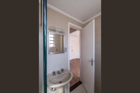 Banheiro de apartamento para alugar com 1 quarto, 33m² em Jardim Paulista, São Paulo