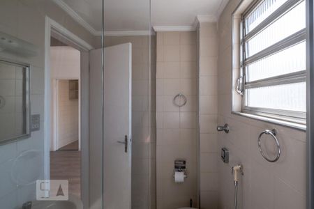 Banheiro de apartamento para alugar com 1 quarto, 33m² em Jardim Paulista, São Paulo