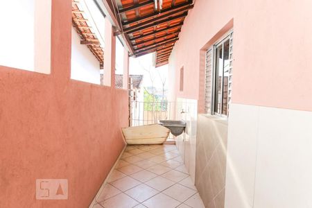Casa para alugar com 75m², 2 quartos e 1 vagaLavanderia