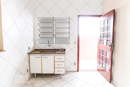 Casa para alugar com 75m², 2 quartos e 1 vagaCozinha