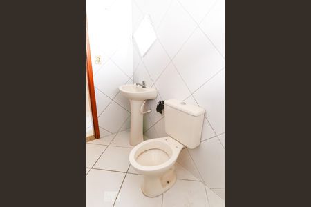 Casa para alugar com 75m², 2 quartos e 1 vagaBanheiro