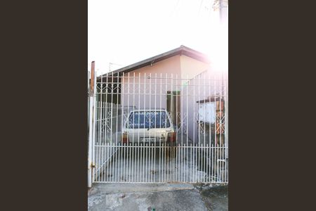 Casa para alugar com 75m², 2 quartos e 1 vagaFachada