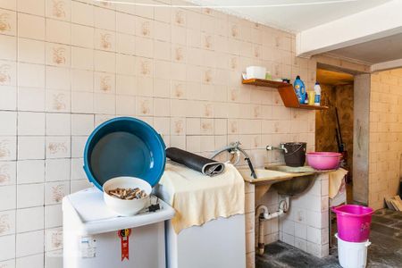 Casa à venda com 170m², 3 quartos e 2 vagasLavanderia