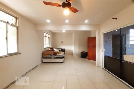 Casa à venda com 191m², 3 quartos e sem vagaSala 2