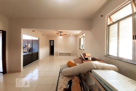 Casa à venda com 191m², 3 quartos e sem vagaSala 2