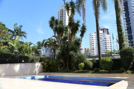 Apartamento à venda com 65m², 1 quarto e 1 vagaÁrea comum - Piscina