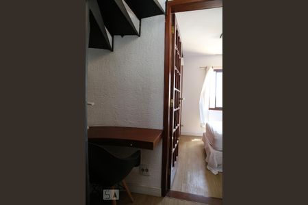 Apartamento à venda com 65m², 1 quarto e 1 vagaEscritório