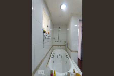 Apartamento à venda com 64m², 2 quartos e 1 vagaBanheiro