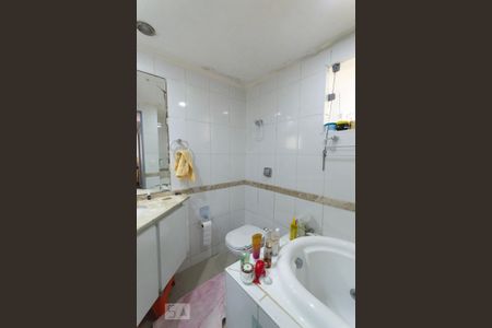 Apartamento à venda com 64m², 2 quartos e 1 vagaBanheiro