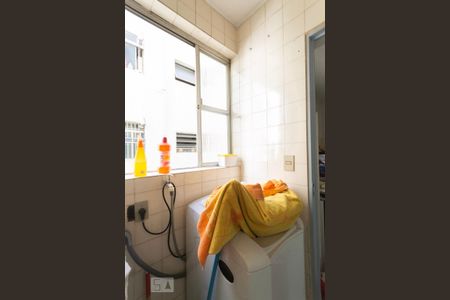 Apartamento à venda com 64m², 2 quartos e 1 vagaÁrea de Serviço