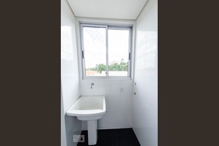 Área de Serviço de apartamento para alugar com 3 quartos, 85m² em Minas Brasil, Belo Horizonte