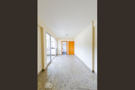 Sala de apartamento para alugar com 3 quartos, 85m² em Minas Brasil, Belo Horizonte