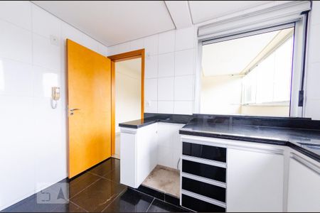 Apartamento para alugar com 85m², 3 quartos e 2 vagasCozinha