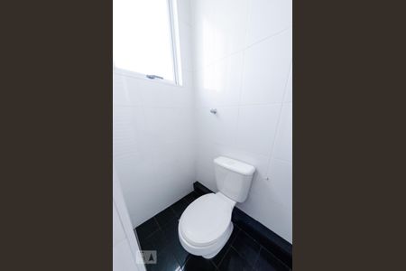 Apartamento para alugar com 85m², 3 quartos e 2 vagasBanheiro de Serviço