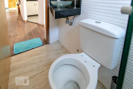 Apartamento à venda com 68m², 2 quartos e sem vagaBanheiro