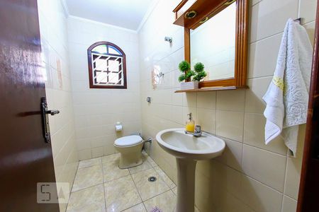 Casa à venda com 108m², 3 quartos e 2 vagasBanheiro 2