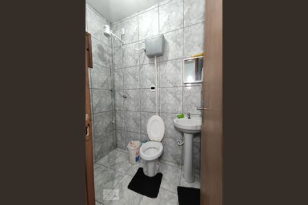 Casa para alugar com 135m², 3 quartos e 2 vagas Casa para alugar com 135m², 3 quartos e 2 vagasBanheiro