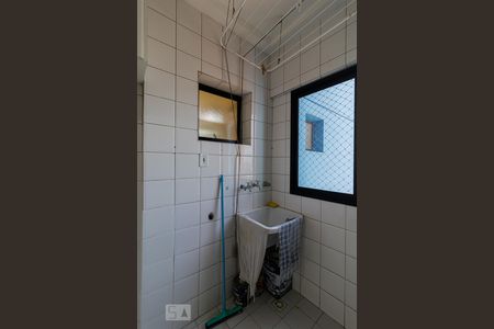 Apartamento à venda com 70m², 2 quartos e 1 vagaÁrea de Serviço