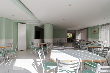 Apartamento à venda com 70m², 2 quartos e 1 vagaÁrea comum - Salão de festas