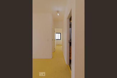 Apartamento à venda com 70m², 2 quartos e 1 vagaCorredor