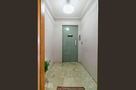 Hall de Entrada - 1 por andar de apartamento à venda com 3 quartos, 230m² em Belenzinho, São Paulo